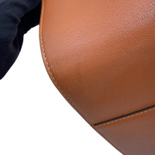 Load image into Gallery viewer, LOEWE hammock MediumPink/Tan387.30WS35 Grained Calf Leather Size Small