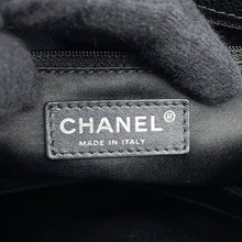 Load image into Gallery viewer, CHANEL GST Chain Tote BlackA50995 Caviar Leather