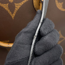 将图像加载到图库查看器中,LOUIS VUITTON Onthego RedM44576 Monogram Monogram Reverse Canvas Monogram Giant Size GM