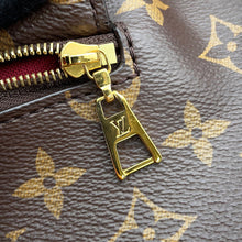 将图像加载到图库查看器中,LOUIS VUITTON Montsouris NM Bordeaux/NoirM45515 Monogram Size PM