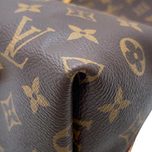 将图像加载到图库查看器中,LOUIS VUITTON Carryall NM BordeauxM46197 Monogram Size MM
