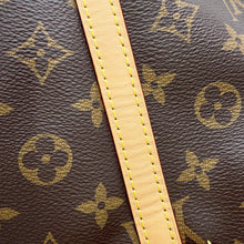 将图像加载到图库查看器中,LOUIS VUITTON Carryall NM BordeauxM46197 Monogram Size MM