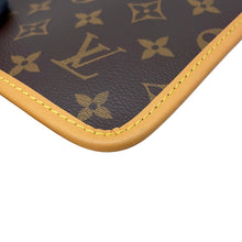 将图像加载到图库查看器中,LOUIS VUITTON Carryall NM BordeauxM46197 Monogram Size MM