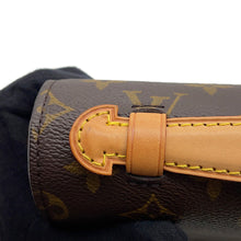 Load image into Gallery viewer, LOUIS VUITTON Pochette Metis BrownM44875 Monogram Size MM