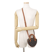 将图像加载到图库查看器中,CELINE Triomphe Heart Handbag Tan198222 PVC Leather