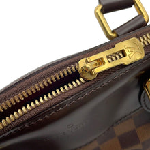 将图像加载到图库查看器中,LOUIS VUITTON Verona RedN41117 Damier Ebene Canvas Size PM