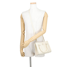 将图像加载到图库查看器中,GUCCI Diana 2WAYBag Ivory828356 Leather