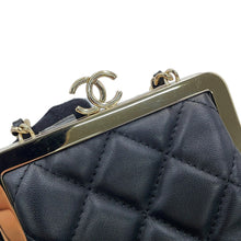 将图像加载到图库查看器中,CHANEL Kiss Lock Matelasse Mini ChainShoulder Bag BlackAP2497 Lambskin