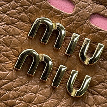 将图像加载到图库查看器中,MIUMIU L-shaped zipper card holder Caramel/Petal Pink5MB066 Calf Leather