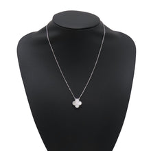 将图像加载到图库查看器中,Van Cleef & Arpels Vintage Alhambra Pendant White ShellVCARF48700 18K White Gold