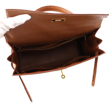 Load image into Gallery viewer, HERMES Kelly Sellier Gold Epsom Size 32