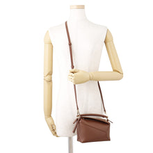 Load image into Gallery viewer, LOEWE Suna Fujita Collaboration Hamster Puzzle Bag HavaneA510P88X40 Leather Size Mini