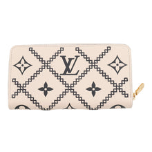 Load image into Gallery viewer, LOUIS VUITTON Zippy Wallet claimM81141 Monogram Empreinte Leather Belvedere