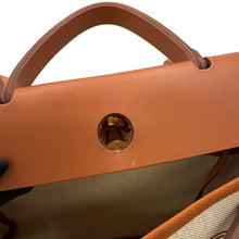 将图像加载到图库查看器中,HERMES Herbag Zip Le Tourne Fauve/Ecru/Beige Toile H Vache Hunter Leather Size PM