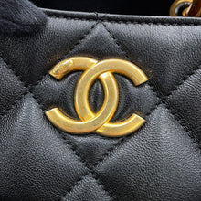 将图像加载到图库查看器中,CHANEL Matelasse 2WAY shopping bag BlackAS4188 Lambskin Size Small