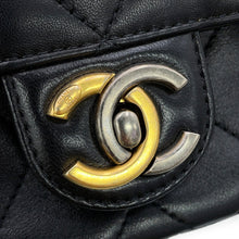 将图像加载到图库查看器中,CHANEL Matelasse Bag Charm Single Flap Chain Shoulder BlackAS2978-B07261-94305 Lambskin Rhinestone Faux Pearl