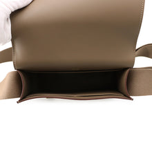 将图像加载到图库查看器中,HERMES Geta Etoupe Chevre Myzore Goatskin