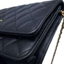 将图像加载到图库查看器中,CHANEL Chain wallet BlackAP0250 Lambskin