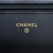 将图像加载到图库查看器中,CHANEL Chain wallet BlackAP0250 Lambskin