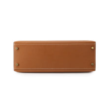 Load image into Gallery viewer, HERMES Kelly Sellier Gold Courchevel Size 32