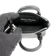 将图像加载到图库查看器中,Maison Margiela Margiela 5AC Classic Chain Shoulder Bag BlackSB3WG0025 Grainy Calf Leather Canvas Size baby