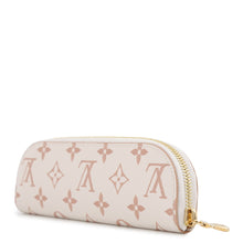 Load image into Gallery viewer, LOUIS VUITTON Pencil Pouch Charlotte BeigeGI1660 Monogram・Dune