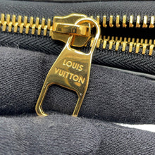 Load image into Gallery viewer, LOUIS VUITTON Zippy Wallet NoirM28791 Monogram Empreinte Leather