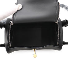 Load image into Gallery viewer, HERMES Lindy Black Swift Leather Size Mini