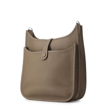 将图像加载到图库查看器中,HERMES Evelyne 3 Etoupe Taurillon Clemence Size PM