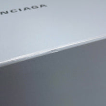 将图像加载到图库查看器中,BALENCIAGA Biarritz Small Bucket Bag Natural/Black828843 Canvas Leather