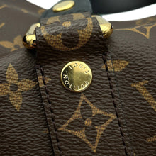 Load image into Gallery viewer, LOUIS VUITTON Manhattan BrownM44207 Monogram
