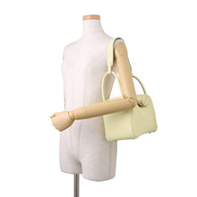 Load image into Gallery viewer, HERMES Lindy Jaune Milton Taurillon Clemence Size 26