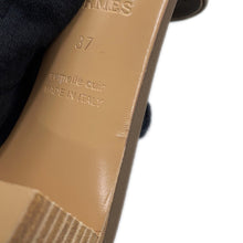 Load image into Gallery viewer, HERMES Oazis Sandals Etoupe Epsom Size 37