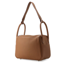 Load image into Gallery viewer, HERMES Lindy Gold Taurillon Clemence Size 26