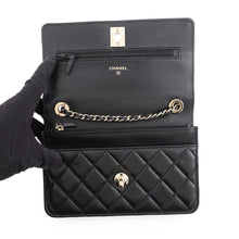 Load image into Gallery viewer, CHANEL Trendy CC Chain Wallet BlackAP4184 Lambskin