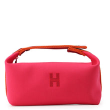 将图像加载到图库查看器中,HERMES Brid a Black Hibiscus Canvas Size PM