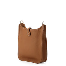 将图像加载到图库查看器中,HERMES Evelyne Amazon Long Gold Taurillon Clemence Size TPM