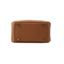 Load image into Gallery viewer, HERMES Lindy Gold Taurillon Clemence Size Mini