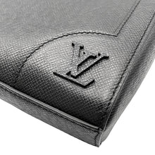 将图像加载到图库查看器中,LOUIS VUITTON Slim Briefcase NoirM30810 Taiga Leather