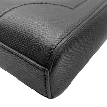将图像加载到图库查看器中,LOUIS VUITTON Slim Briefcase NoirM30810 Taiga Leather
