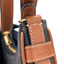 将图像加载到图库查看器中,CELINE Triomphe Mini Ava Shoulder Tan10I602DS1 PVC Leather