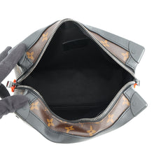 将图像加载到图库查看器中,LOUIS VUITTON Soft Trunk NoirM44478 Monogram / Solar Powered Ray Virgil Abloh