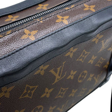 将图像加载到图库查看器中,LOUIS VUITTON Soft Trunk NoirM44478 Monogram / Solar Powered Ray Virgil Abloh