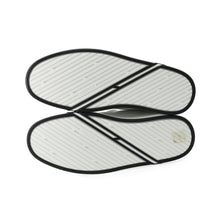 将图像加载到图库查看器中,HERMES Kiddy Sneakers White Leather Size 37