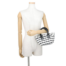 将图像加载到图库查看器中,BALENCIAGA Bistro XXS White/Black678028 Patent Leather