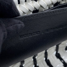 将图像加载到图库查看器中,BALENCIAGA Bistro XXS White/Black678028 Patent Leather