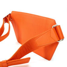 将图像加载到图库查看器中,LOUIS VUITTON LV Aerogram Bumbag NV OrangeM59625 Grained Calf Leather