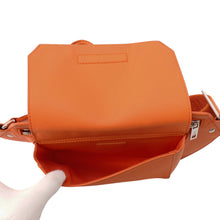 将图像加载到图库查看器中,LOUIS VUITTON LV Aerogram Bumbag NV OrangeM59625 Grained Calf Leather