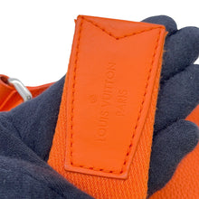 将图像加载到图库查看器中,LOUIS VUITTON LV Aerogram Bumbag NV OrangeM59625 Grained Calf Leather