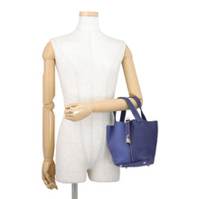 将图像加载到图库查看器中,HERMES Picotin Lock Casaque Blue Saphir/Blue Brighton Taurillon Clemence Size PM